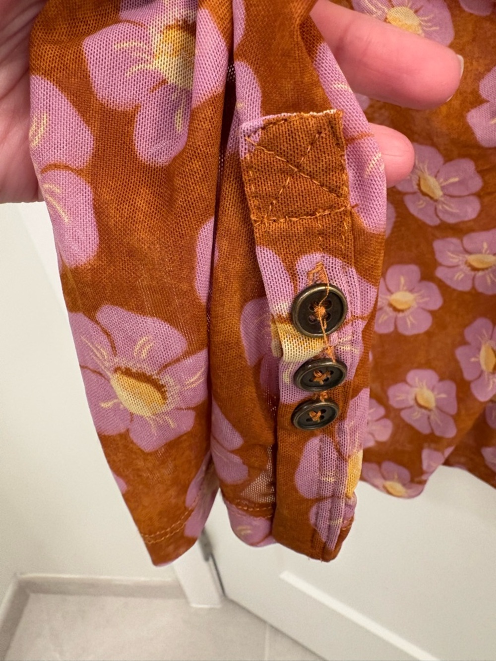 Free People Floral Mesh Lucky Shirtee Retro Button Down Size Medium - Picture 6 of 10